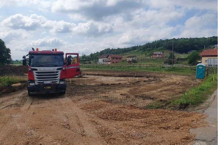 Počela izgradnja igrališta u Mišinom Hanu