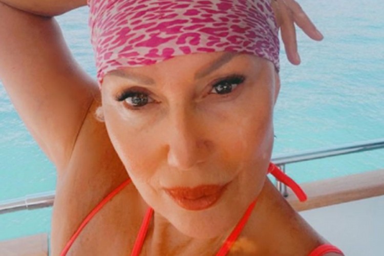 Lepa Brena se skinula u 61. godini: "Časove da držiš!"