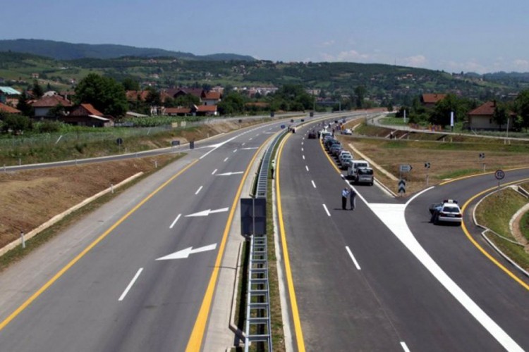 Koliko je novca do sada potrošeno na izgradnju Koridora 5C?
