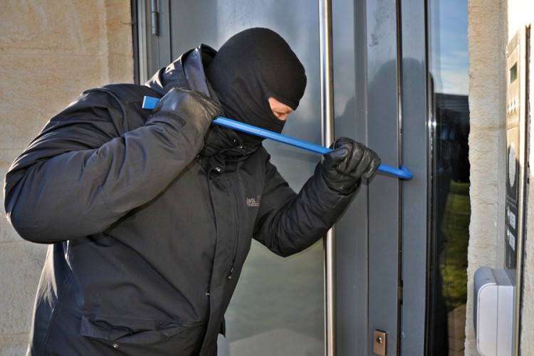 Banjalučanin uhapšen tokom pljačke apoteke, kod njega pronađena droga