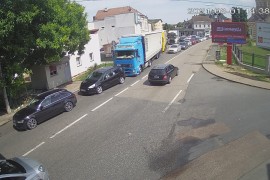 Velike kolone na graničnim prelazima sa Srbijom, Hrvatskom i Crnom ...
