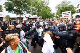 U Njemačkoj protesti protiv mjera za sprečavanje širenja virusa ...