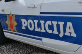 Muškarac poginuo, četvoro povrijeđeno u saobraćajnoj nezgodi
