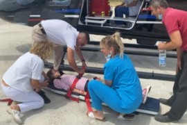 Djevojčica iz Berkovića u teškom stanju helikopterom prebačena na ...