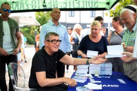 Jajima gađali premijera, morao da se sakrije u slastičarnu