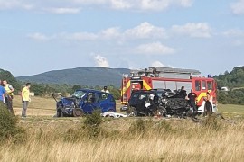 Direktan sudar kod Bihaća, poginule dvije osobe
