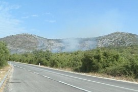 Mirnija situacija u Hercegovini, vatrogasci na terenu
