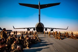 Američka vojska pucnjevima smirivala masu na aerodromu u Kabulu