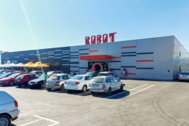 Otvoren hipermarket Robot u Kalesiji