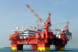 Poginula jedna osoba i pet nestalih na naftnoj platformi