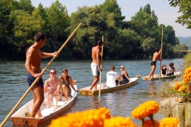 U vožnji dajak čamcem u Banjaluci uživalo 300 osoba