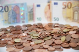Najviša plata u finansijama, najniža u ugostiteljstvu