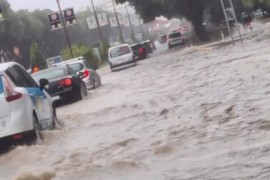 Nevrijeme pogodilo Split, bujica izbacila šaht