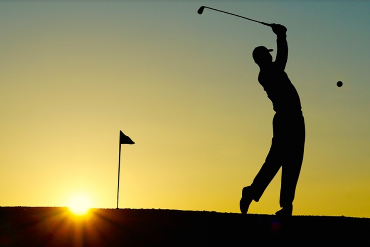 Vic dana: Mujo krenuo na golf