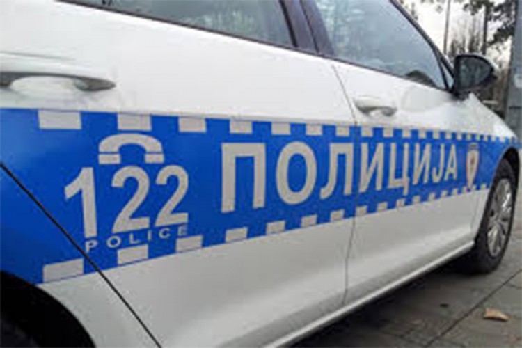 Vozač kombija povrijeđen u saobraćajnoj nezgodi