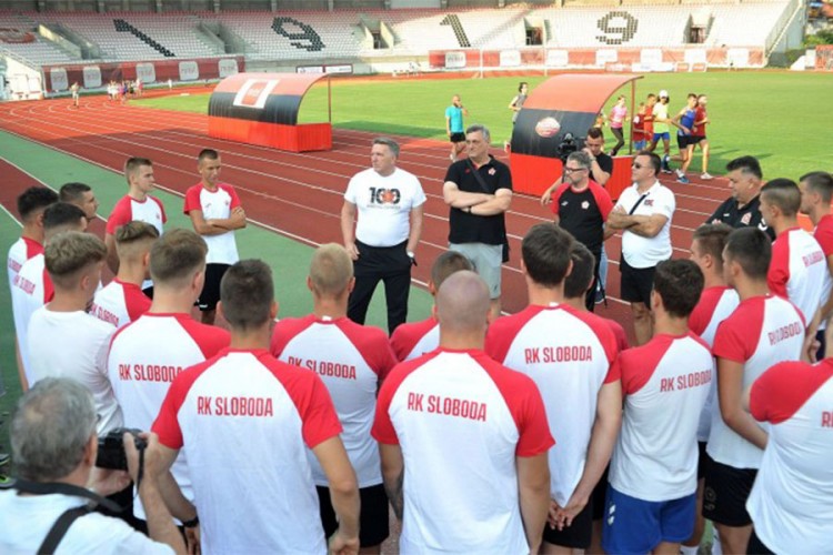 Sloboda u pogonu