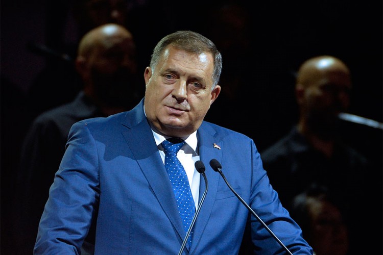 Dodik: Pamtiti 'Oluju' kao stradanje Srba biblijskih razmjera