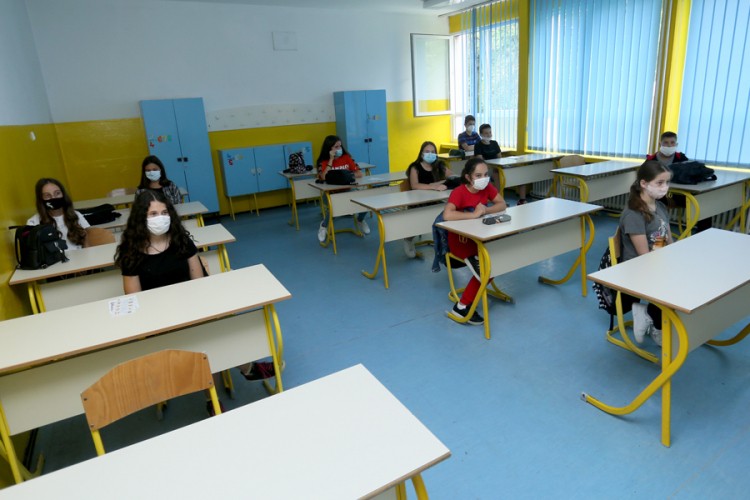 Prosvjetari spremni da čas traje 45 minuta