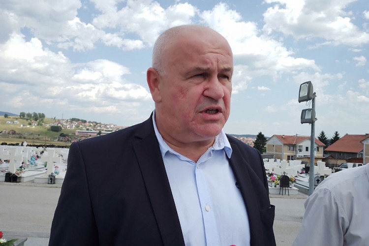 Milunović: Zaštititi svakog Srbina