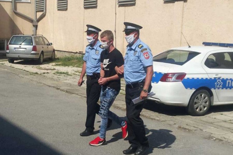 Aleksiću godinu i po zbog ubistva rođaka
