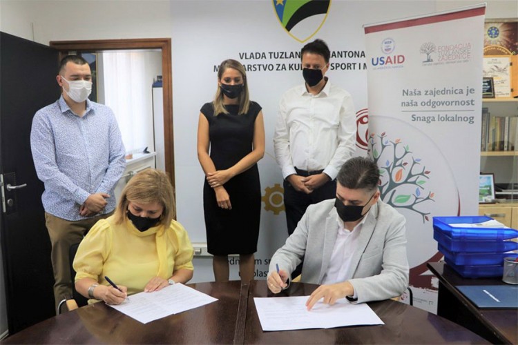 Cilj poboljšanje položaja mladih u Tuzlanskom kantonu