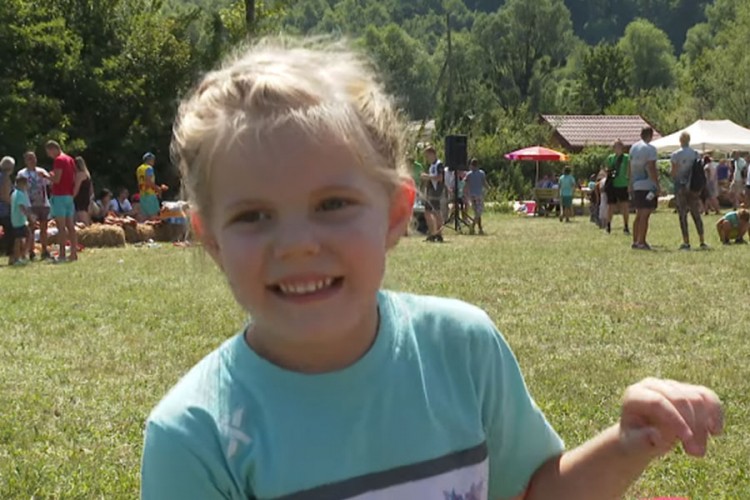 "Malo sam zapela, ali nisam pala": Djevojčica nakon pobjede nasmijala gledaoce