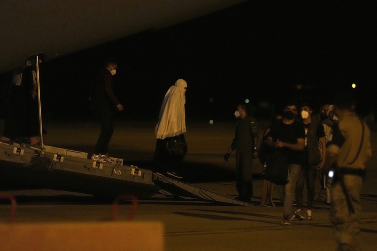Najmanje 12 Avganistanaca poginulo na aerodromu