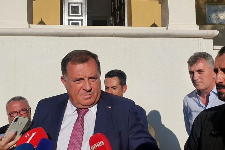 Dodik: Srbi nisu podanici