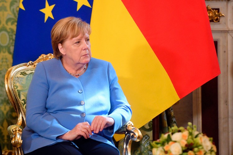Merkel: Nastavljamo kontakte s Rusijom uprkos razlikama