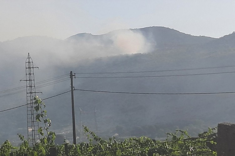 Aktivan požar u rejonu Uvjeća-Zupci u Trebinju