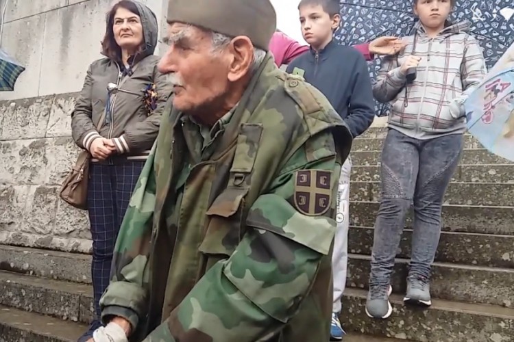 Deda Ðorđu, čuvaru Zejtinlika, uručen srpski pasoš