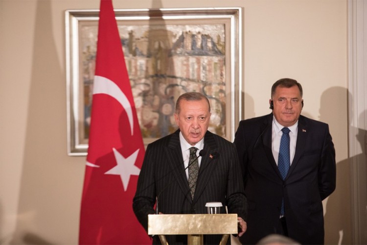 Dodik: BiH odavno blokirana, pomoć Vučića i Erdoana dobrodošla