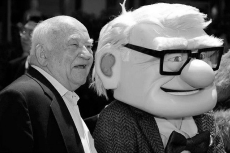 Preminuo Ed Asner