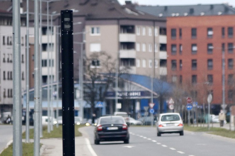 Devet novih radara u Banjaluci od danas vreba prebrze vozače