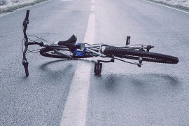Teško povrijeđen biciklista