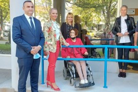 Trivić: U planu postavljanje 40 rampi za pomoć osobama sa ...