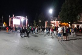 Komitski promašaj na Cetinju, poluprazan trg umjesto "juriša" na ...