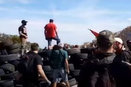 Blokirani prilazi Cetinju: "Neće Joanikije na Cetinje", "Nije ovo ...