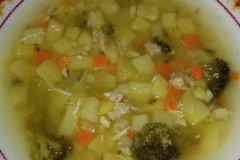 Ćureća čorba sa brokolijem