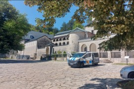 Bila naložena provjera ima li naoružanih ljudi u Vetinjskom manastiru