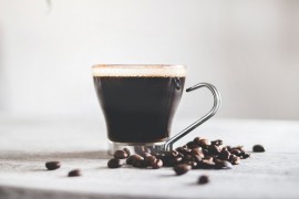 Zašto nikada ne bi trebalo piti kafu čim se probudimo