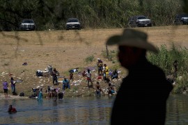 Otvara se granica sa koje su agenti bičevima tjerali migrante