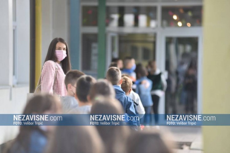 Nova školska godina u Srpskoj počela uz novi predmet digitalni svijet