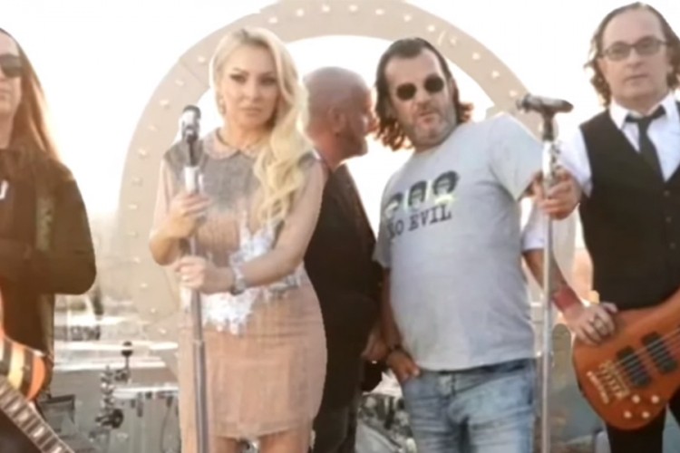 Aca Lukas i Ivana Selakov zaratili zbog novca