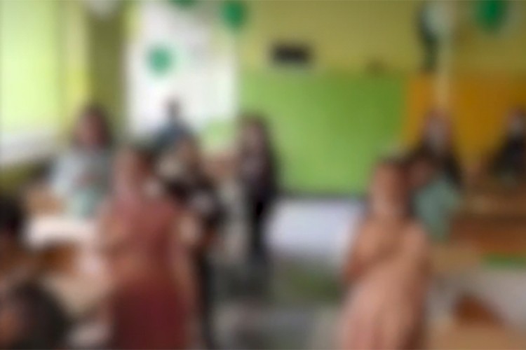 Saslušana učiteljica koja je đacima pustila bošnjačku pjesmu, umjesto "Bože pravde"