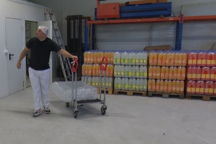 Novac zarađen vani uložio u fabriku sokova