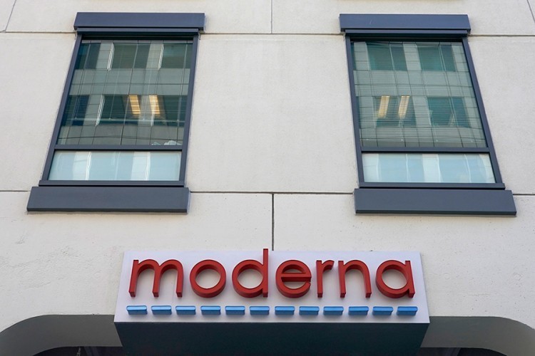 Moderna spaja vakcinu protiv kovida i gripa
