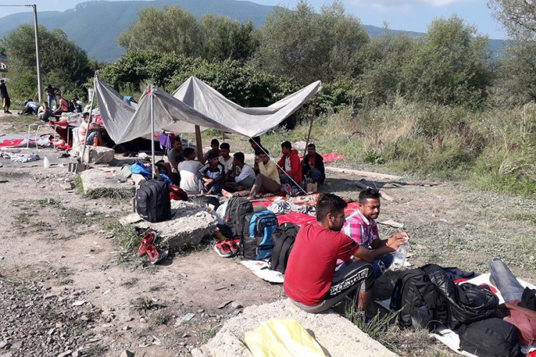 Služba za poslove sa strancima ostaje bez radnika dok bukti migrantska kriza
