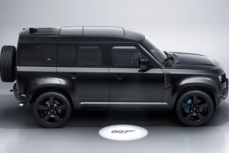 Predstavljena ograničena serija modela Defender rađena za Džejmsa Bonda