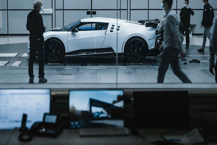 Bugatti kome ni uragan ne može ništa